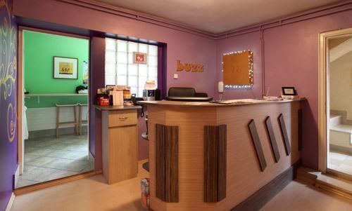 Buzz Hostel Загреб Екстериор снимка